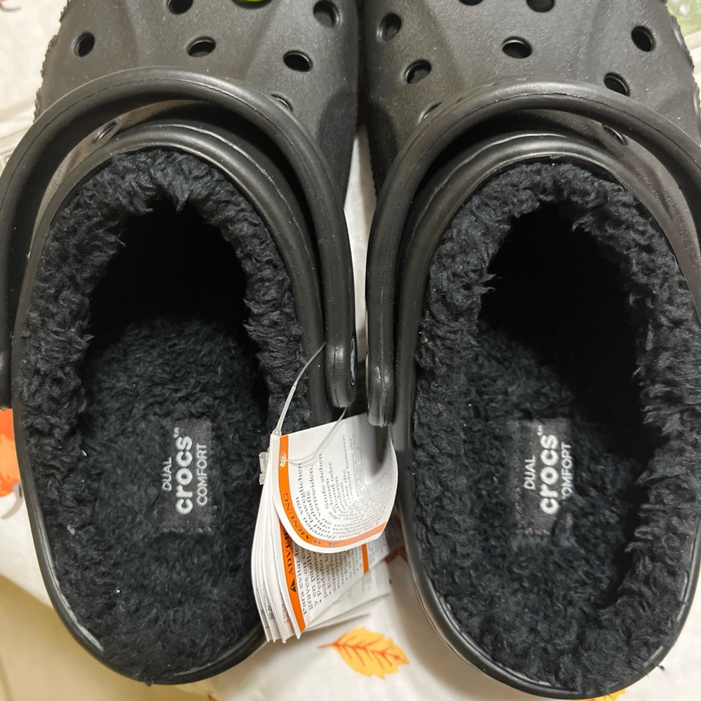 Crocs black Fuzzy Lined Clogs